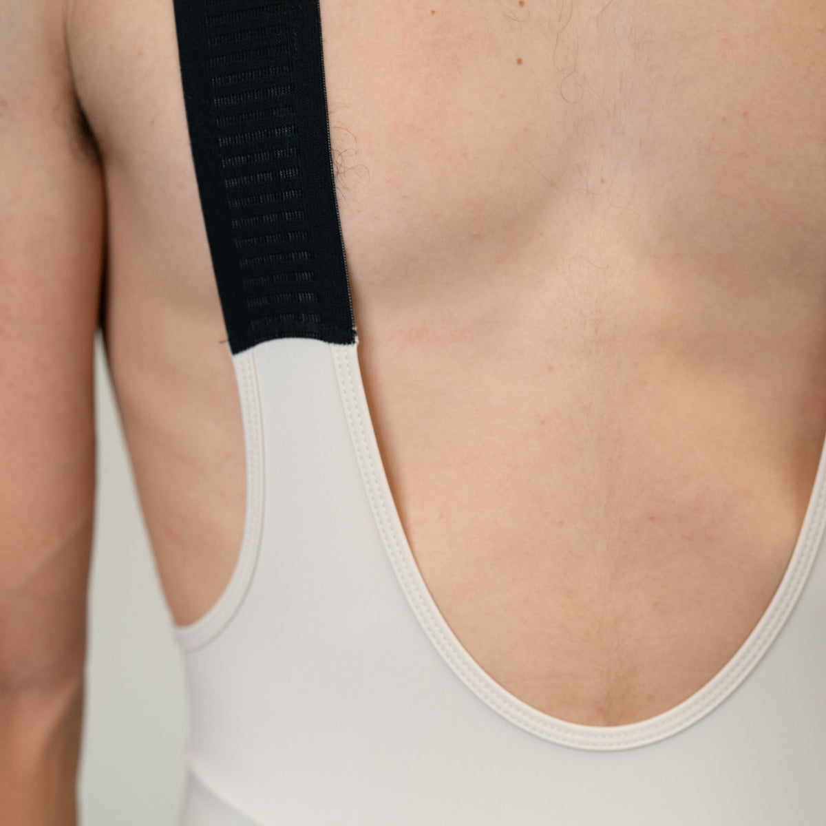 Laser Bib Shorts Beige