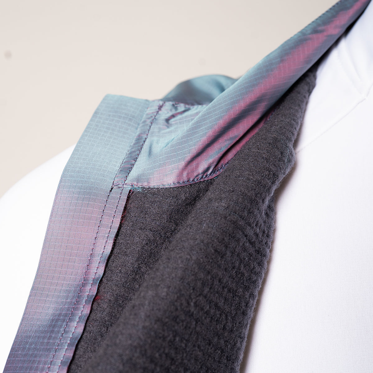 Warm Gilet Purple Iridium